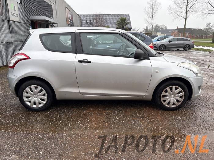 Suzuki Swift 1.2 16V Sloopvoertuig (2011, Grijs)