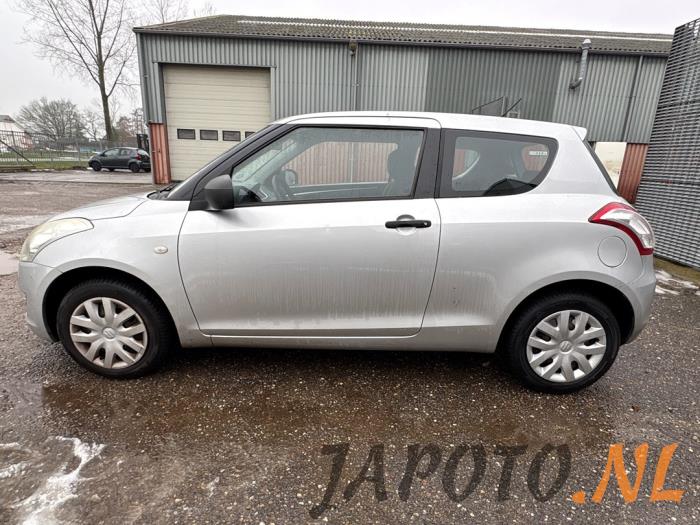 Suzuki Swift 1.2 16V Sloopvoertuig (2011, Grijs)