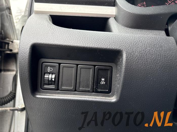 Suzuki Swift 1.2 16V Sloopvoertuig (2011, Grijs)