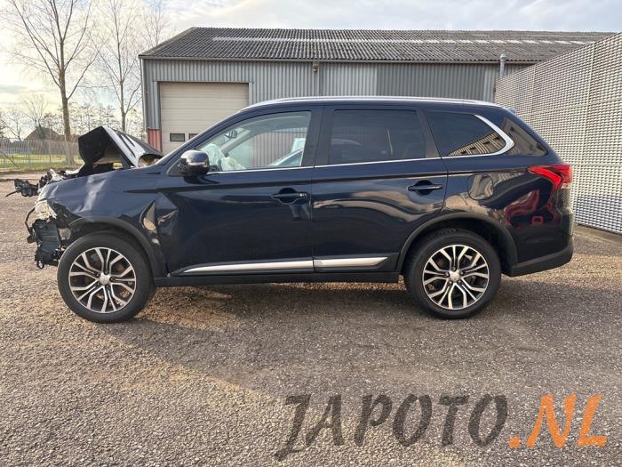 Mitsubishi Outlander Sloopvoertuig (1998)