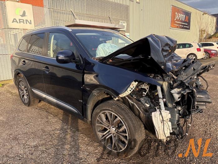 Mitsubishi Outlander Sloopvoertuig (1998)