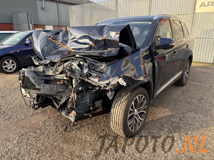 Mitsubishi Outlander Sloopvoertuig (1998)