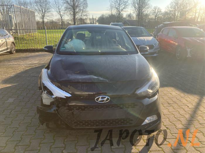 Hyundai i20 1.2i 16V Sloopvoertuig (2015, Zwart)