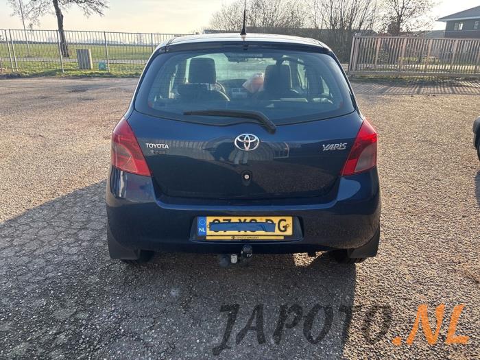 Toyota Yaris II 1.3 16V VVT-i Sloopvoertuig (2007, Blauw)