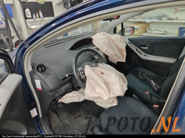 Toyota Yaris II 1.3 16V VVT-i Sloopvoertuig (2007, Blauw)