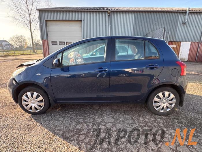 Toyota Yaris II 1.3 16V VVT-i Sloopvoertuig (2007, Blauw)