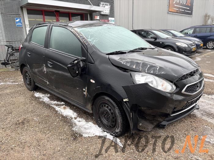 Mitsubishi Space Star 1.0 12V Sloopvoertuig (2017, Zwart)