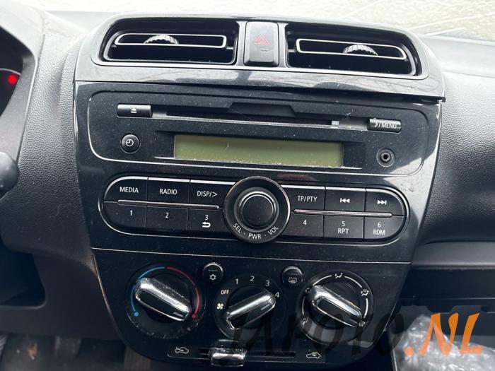 Mitsubishi Space Star 1.0 12V Sloopvoertuig (2017, Zwart)