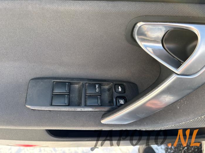 Nissan Primera 2.0 16V CVT Sloopvoertuig (2005, Grijs)