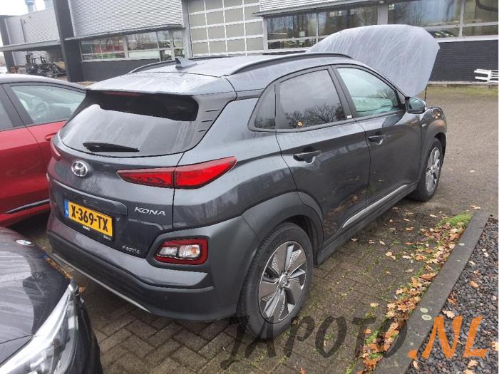 Hyundai Kona 64 kWh Sloopvoertuig (2020, Grijs)