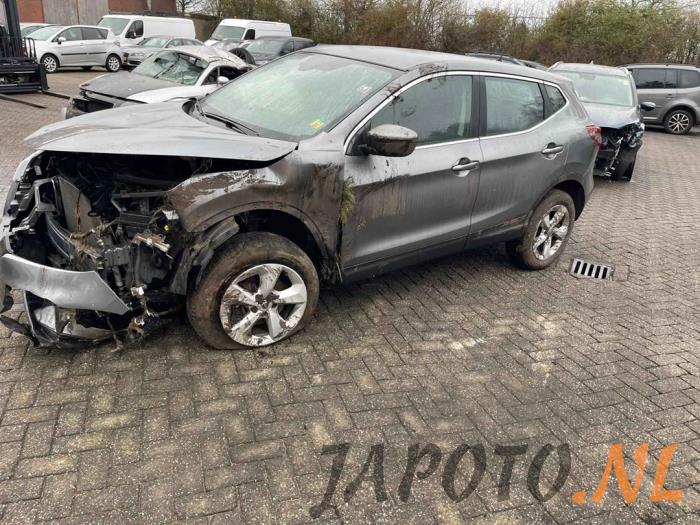Nissan Qashqai 1.3 DIG-T 140 16V Sloopvoertuig (2021, Grijs)