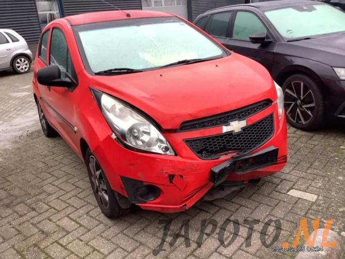Chevrolet Spark 1.0 16V Bifuel Sloopvoertuig (2012, Rood)