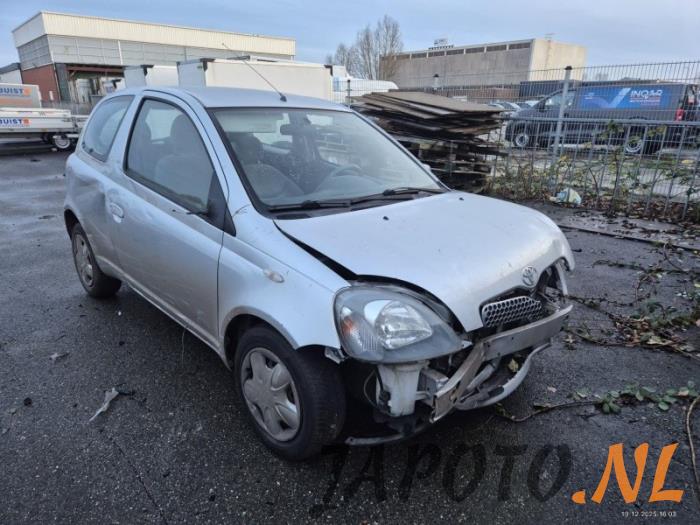 Toyota Yaris 1.0 16V VVT-i Sloopvoertuig (2000, Grijs)
