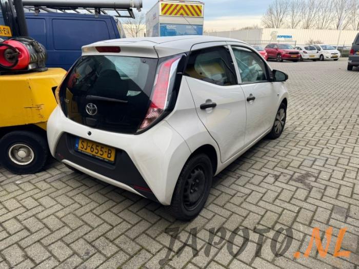 Toyota Aygo 1.0 12V VVT-i Sloopvoertuig (2018, Wit)