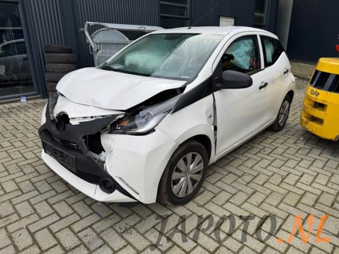 Toyota Aygo 1.0 12V VVT-i Sloopvoertuig (2018, Wit)