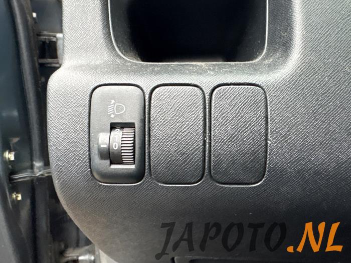 Honda CR-V 2.0i 16V VTEC Sloopvoertuig (2004, Grijs)