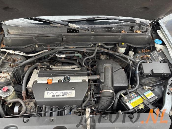 Honda CR-V 2.0i 16V VTEC Sloopvoertuig (2004, Grijs)