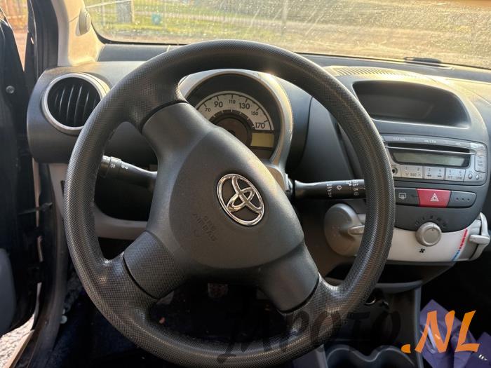 Toyota Aygo 1.0 12V VVT-i Sloopvoertuig (2008, Grijs)