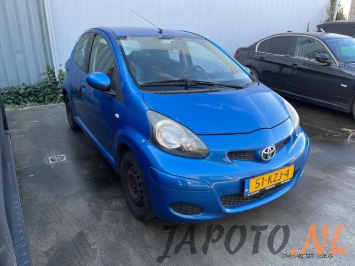 Toyota Aygo 1.0 12V VVT-i Sloopvoertuig (2010, Blauw)