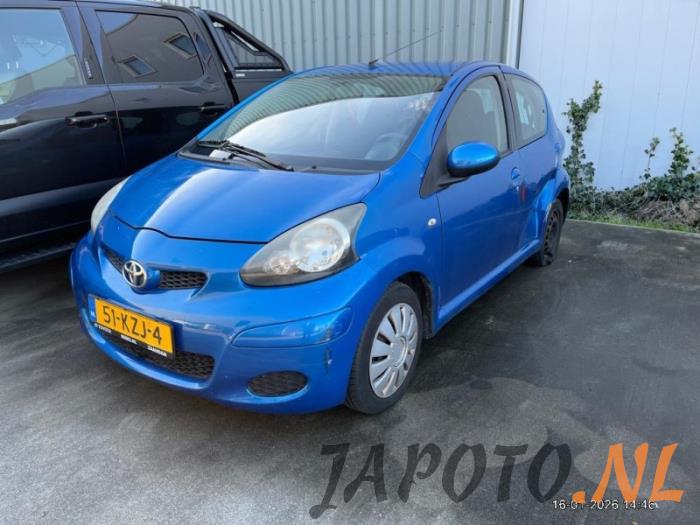 Toyota Aygo 1.0 12V VVT-i Sloopvoertuig (2010, Blauw)