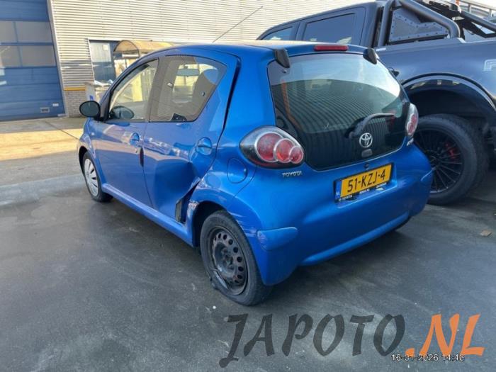 Toyota Aygo 1.0 12V VVT-i Sloopvoertuig (2010, Blauw)