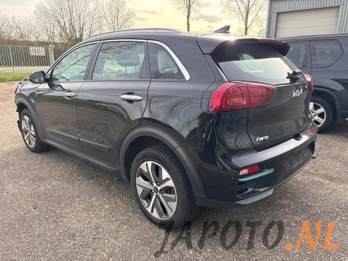 Kia Niro I E-Niro 64 kWh Sloopvoertuig (2021, Zwart)