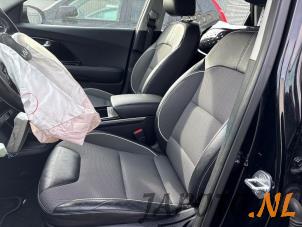 Kia Niro I E-Niro 64 kWh Sloopvoertuig (2021, Zwart)
