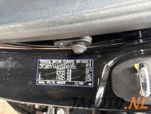 Lexus RX 450h V6 24V VVT-i 4x4 Sloopvoertuig (2013, Zwart)