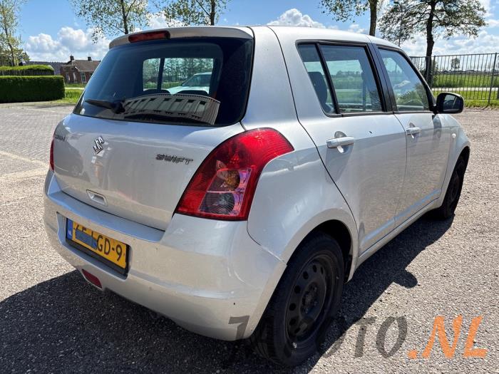 Suzuki Swift 1.3 VVT 16V Sloopvoertuig (2010, Grijs)