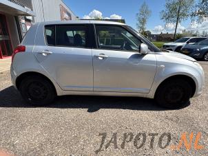 Suzuki Swift 1.3 VVT 16V Sloopvoertuig (2010, Grijs)