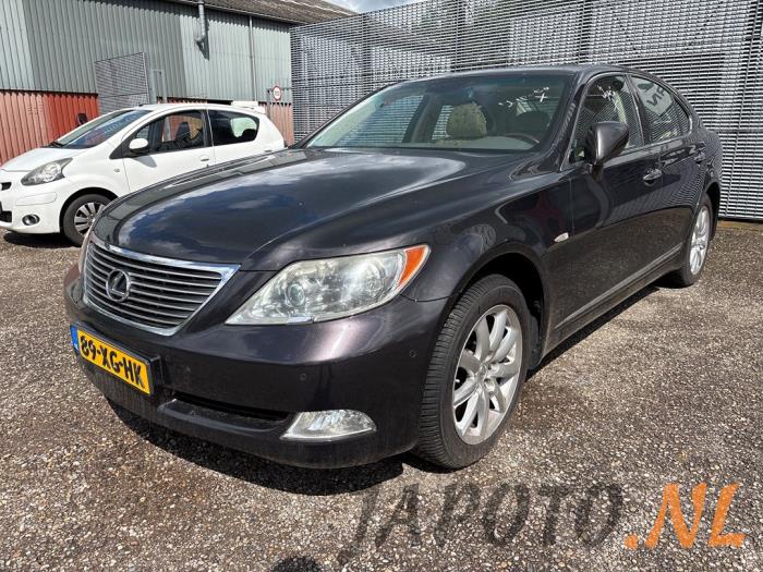 Lexus LS 460 4.6 32V VVT-i  (Sloop)