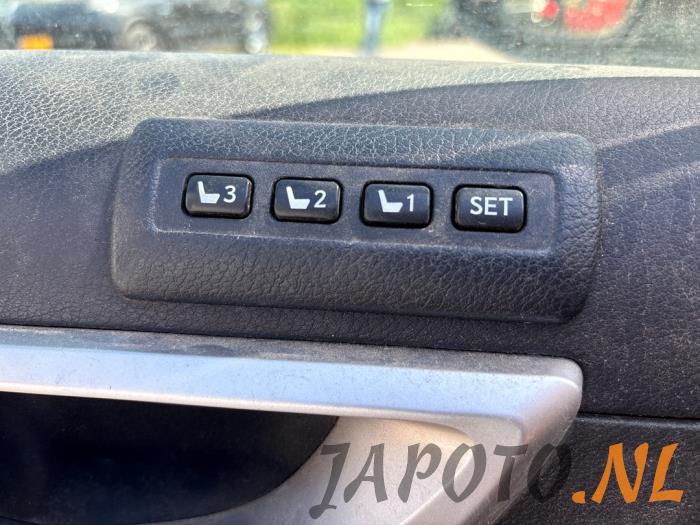 Lexus CT 200h 1.8 16V Sloopvoertuig (2011, Wit)