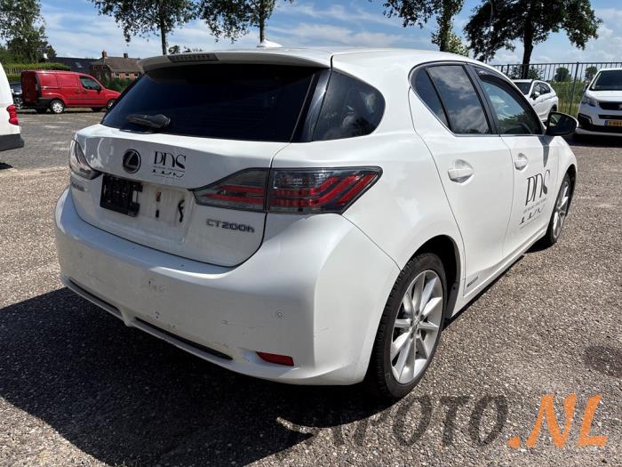 Lexus CT 200h 1.8 16V Sloopvoertuig (2011, Wit)