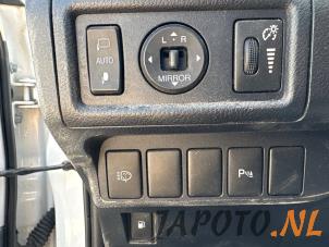 Lexus CT 200h 1.8 16V Sloopvoertuig (2011, Wit)