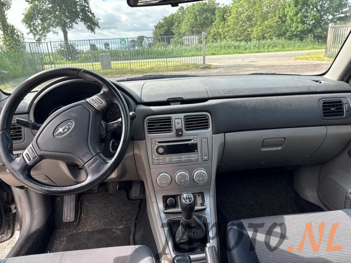 Subaru Forester 2.0 16V X Sloopvoertuig (2007, Grijs)