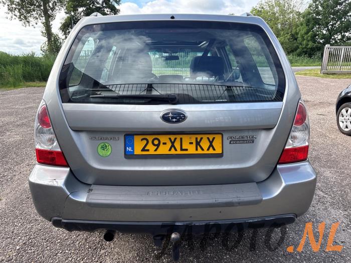 Subaru Forester 2.0 16V X Sloopvoertuig (2007, Grijs)