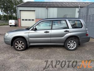 Subaru Forester 2.0 16V X Sloopvoertuig (2007, Grijs)