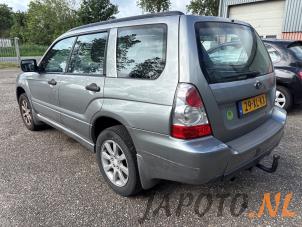 Subaru Forester 2.0 16V X Sloopvoertuig (2007, Grijs)
