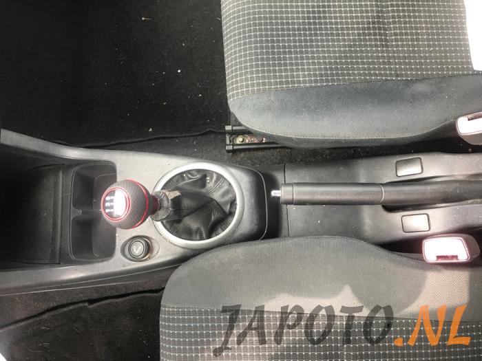Suzuki Swift 1.5 VVT 16V Sloopvoertuig (2005, Rood)