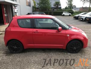 Suzuki Swift 1.5 VVT 16V Sloopvoertuig (2005, Rood)