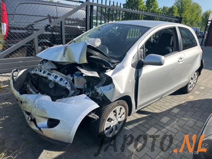 Toyota Yaris II 1.0 12V VVT-i  (Sloop)