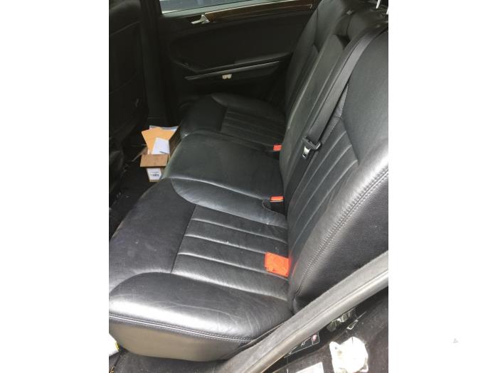 Mercedes ML II 3.0 ML-280 CDI 4-Matic V6 24V Sloopvoertuig (2008, Zwart)