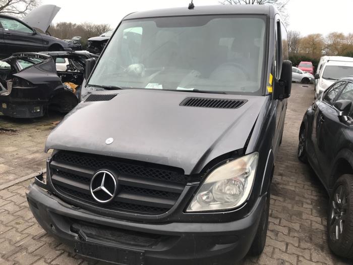 Mercedes Sprinter 3t 216 CDI 16V Sloopvoertuig (2010, Grijs)