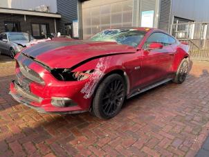 Ford Usa Mustang VI Fastback 5.0 GT Ti-VCT V8 32V Sloopvoertuig (2015, Rood)