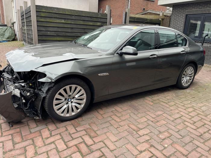 BMW 5 serie 535i 24V TwinPower Turbo Sloopvoertuig (2015, Champagne)