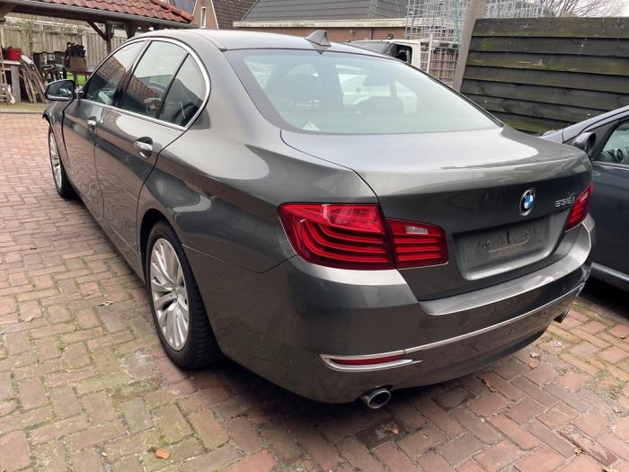 BMW 5 serie 535i 24V TwinPower Turbo Sloopvoertuig (2015, Champagne)