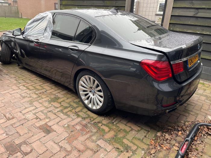 BMW 7 serie 750i,Li,LiS V8 32V Sloopvoertuig (2010, Blauw)