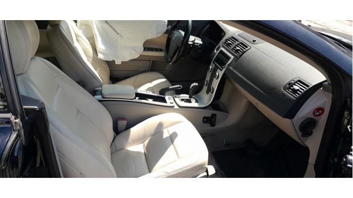 Volvo C70 2.4i 20V Sloopvoertuig (2010, Donker, Blauw)