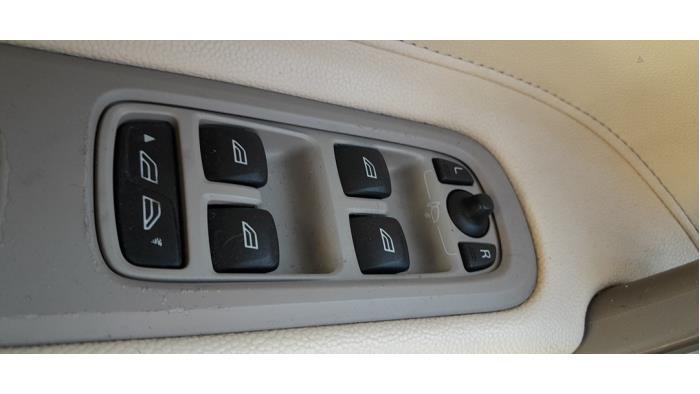 Volvo C70 2.4i 20V Sloopvoertuig (2010, Donker, Blauw)