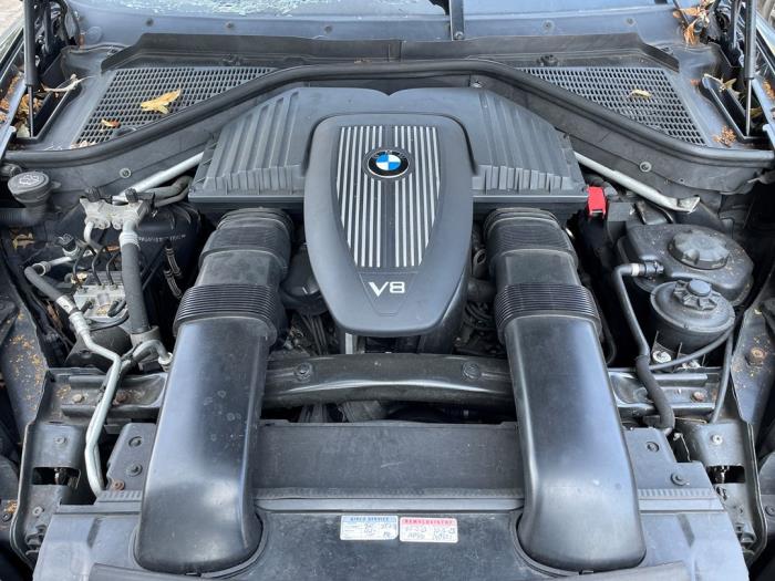 BMW X5 4.8i V8 32V Sloopvoertuig (2008, Zwart)